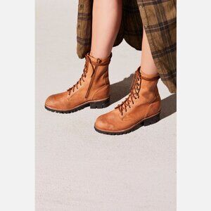 New Free People Lucca Lace Up Boot size 5 MSRP: $198 Leather